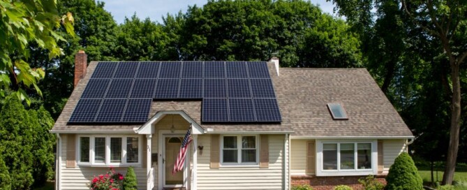 House with solar panels on the roof in Milwaukee, WI